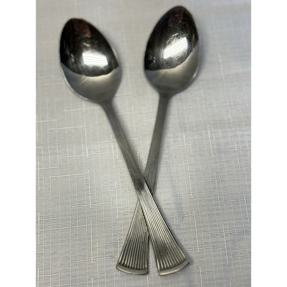 Barclay Butera Other - Barclay Geneva Vintage Stainless Fluted Ribbed Spoons Set Replacement Flatware